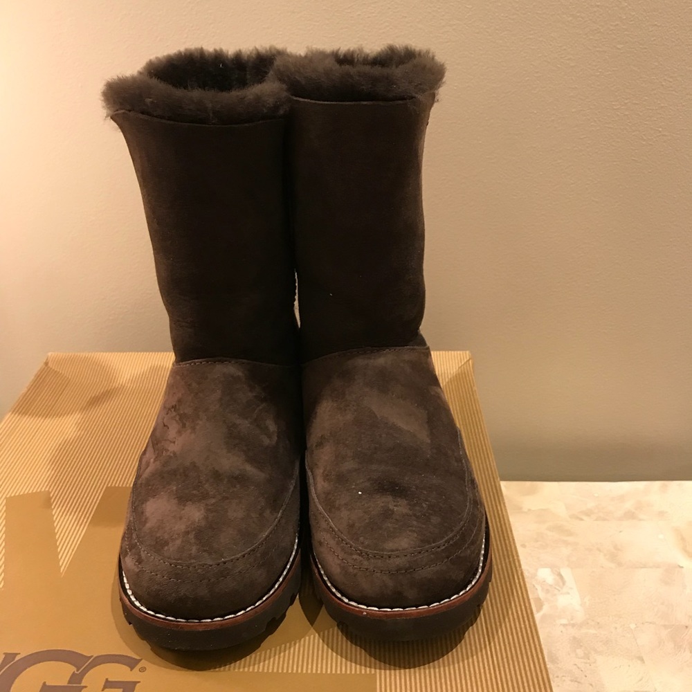 Ugg brown boots